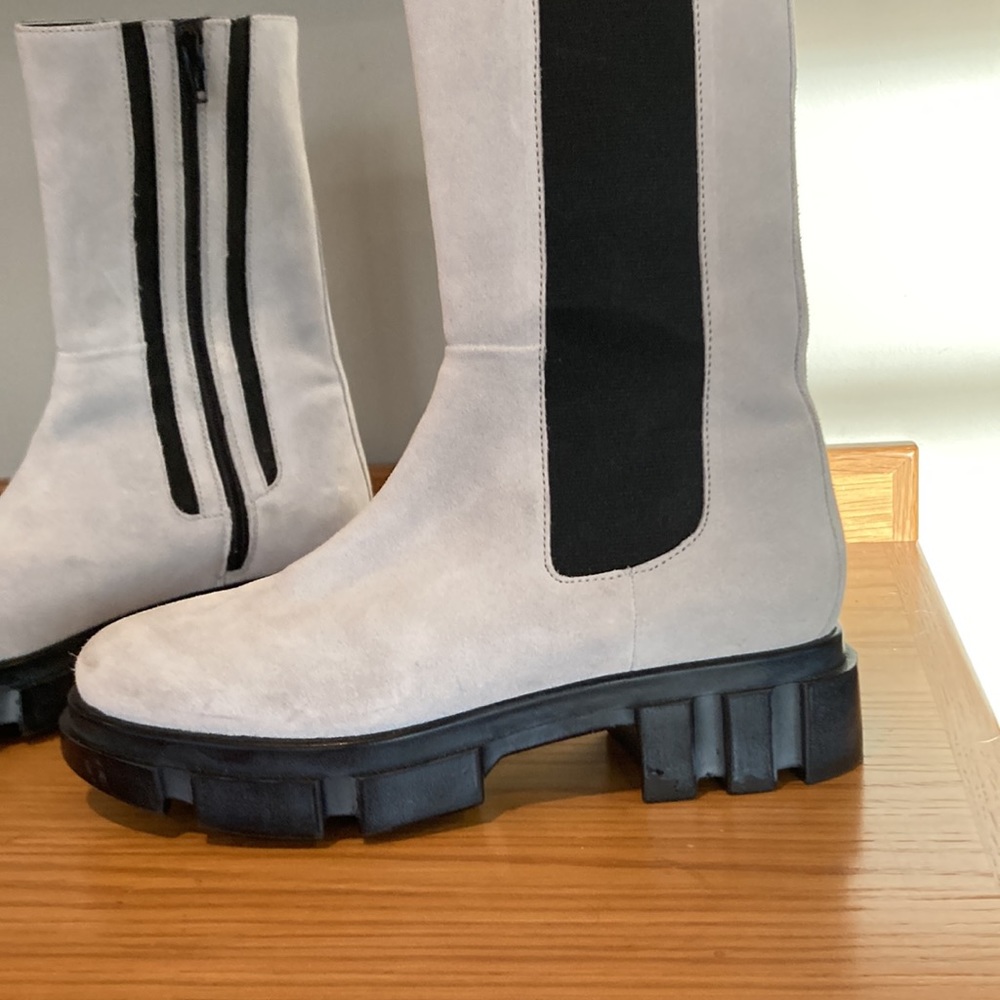 FREE PEOPLE  BOOTS size 9